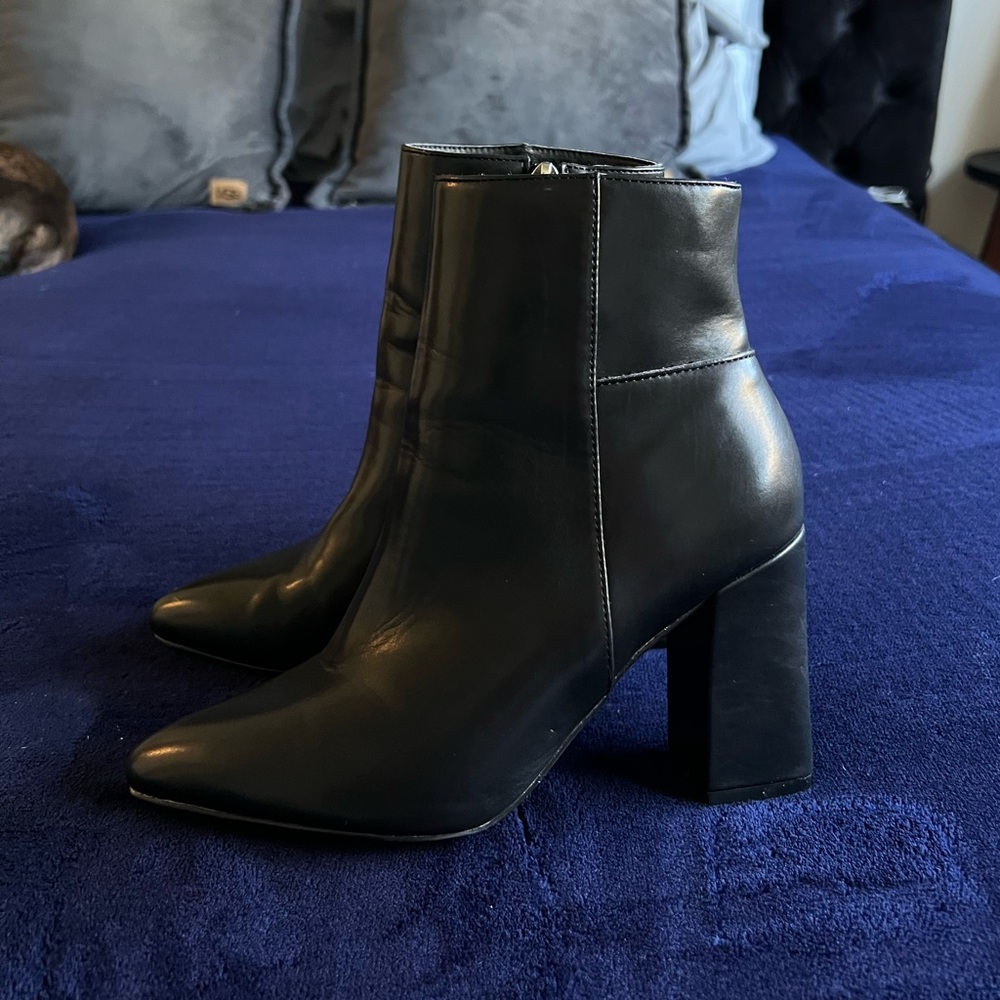 Steven Madden Boots